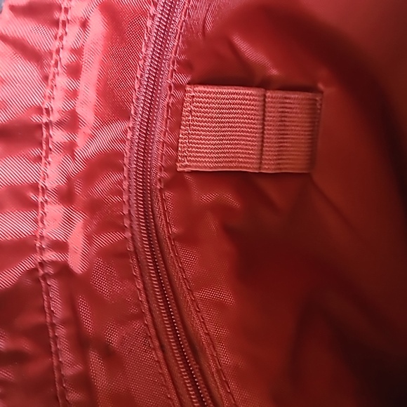 Baggallini bag purse crossbody canyon brown with red - Picture 5 of 6